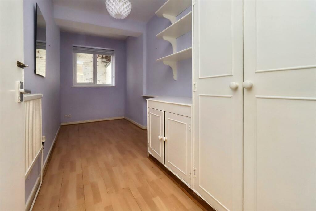 Additional image 9 of A short distance from Clevedon Seafront