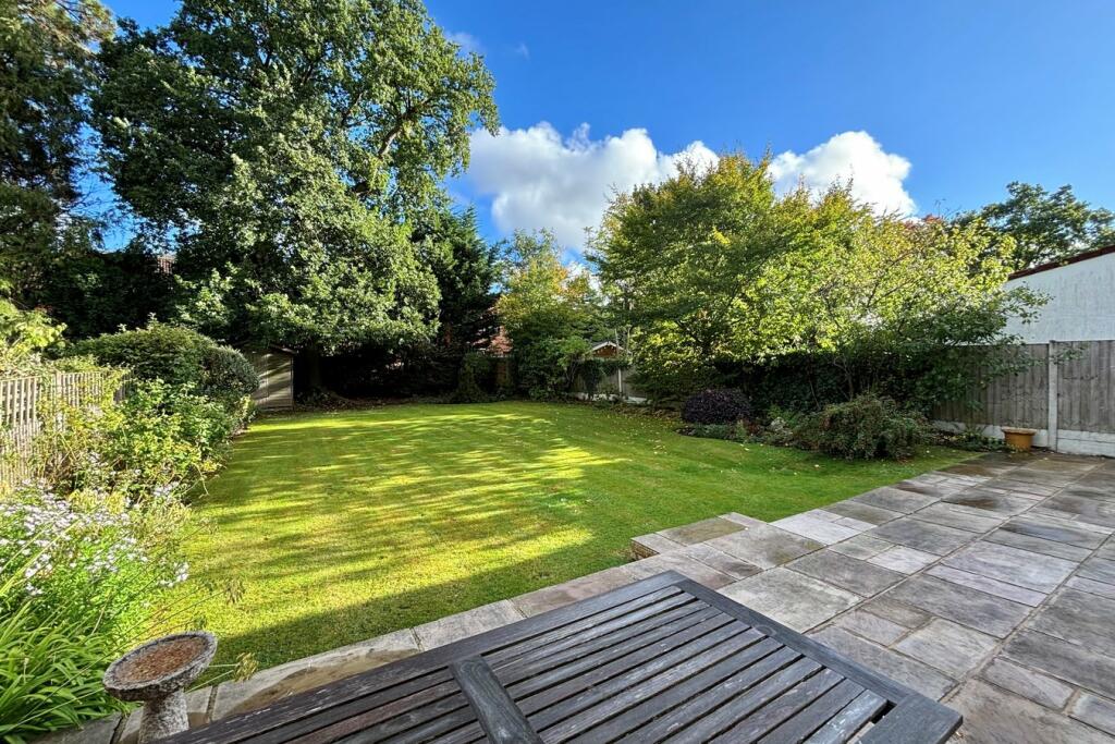 Additional image 4 of Den Close, Beckenham, BR3