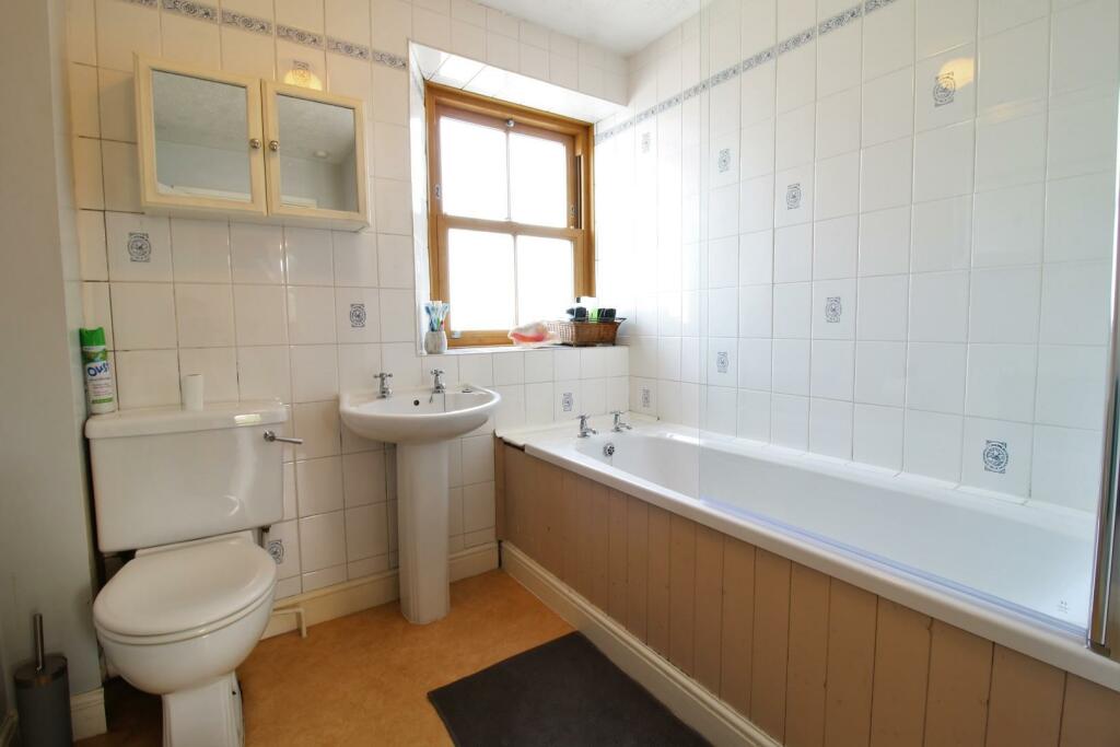 Additional image 15 of Character property in the village of Claverham