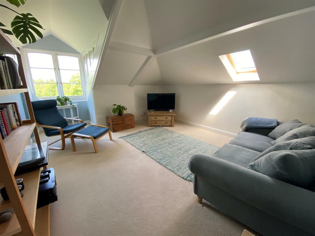 Additional image 3 of Spacious Apartment In Handsome Victorian House Just Off Downs