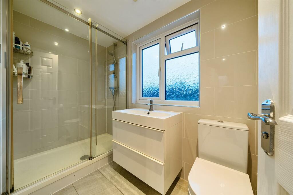 Additional image 17 of Cloonmore Avenue, Orpington