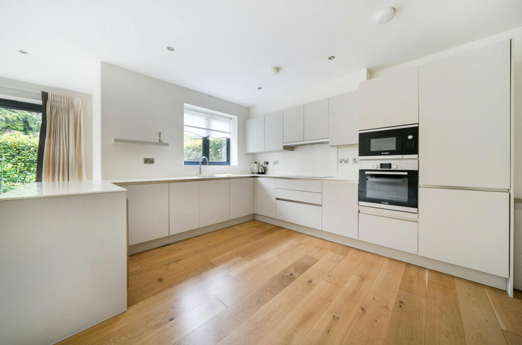 Additional image 9 of Bickley Park Road, Bromley, Kent, BR1