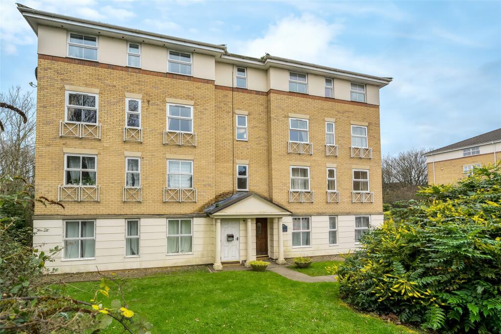 Lake View, Alcove Road, BRISTOL, BS16