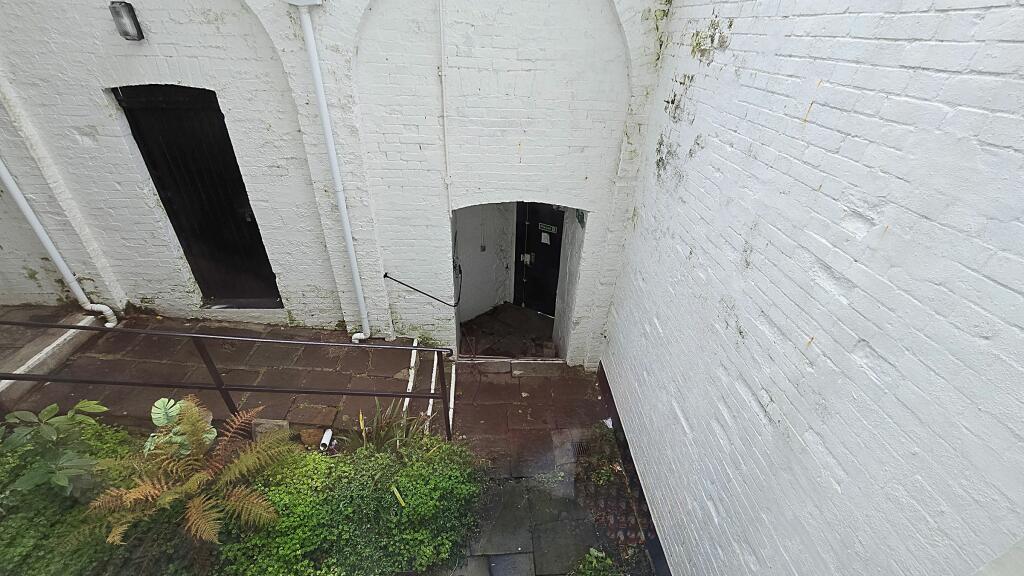 Additional image 9 of Royal York Crescent, Clifton, Bristol BS8