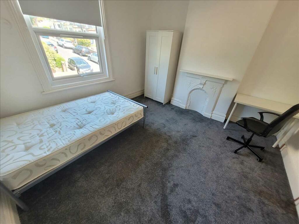 Additional image 10 of Chesterfield Road