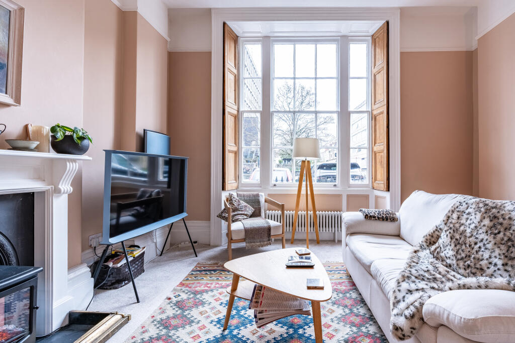 Additional image 2 of Hall Floor Flat, Buckingham Place, Clifton, Bristol, BS8 1LJ