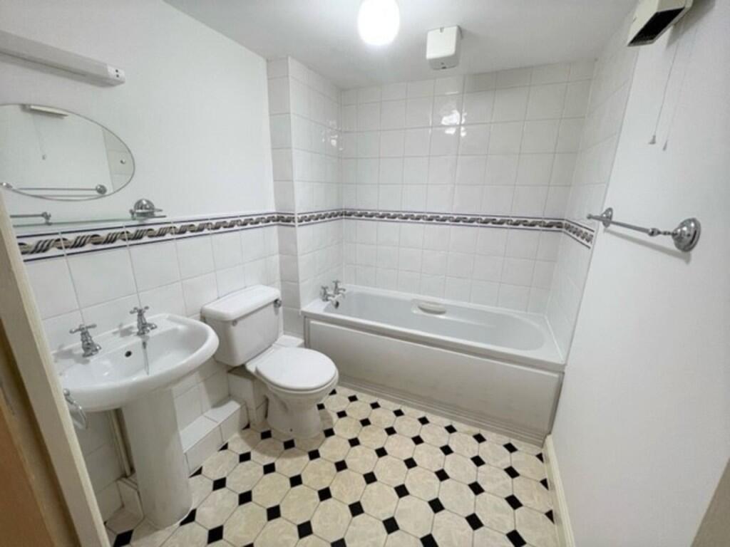 Additional image 8 of Springly Court, Grimsbury Road