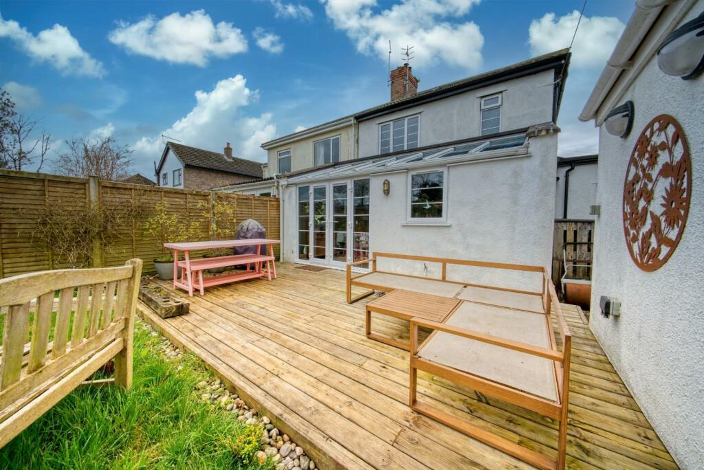 Additional image 7 of Exceptional extended family home in the village of Cleeve