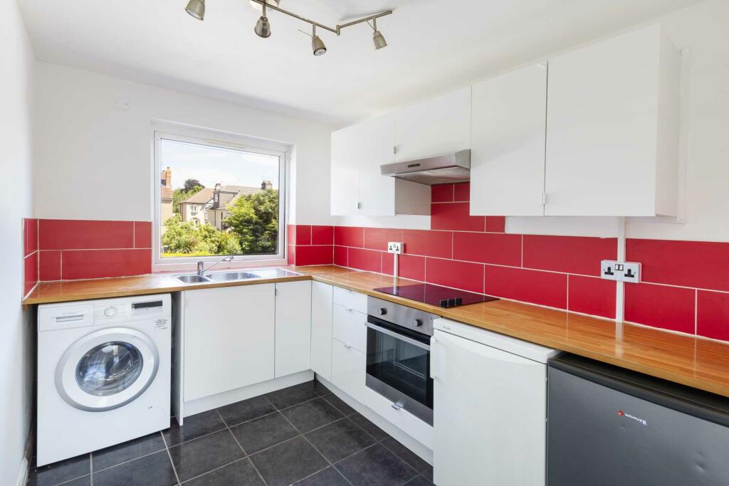 Additional image 7 of Cairns Road, Westbury Park