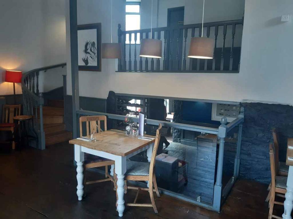 Additional image 7 of W-219102 - White Horse, 24 High Street, Westbury-on-Trym BS9 3DZ