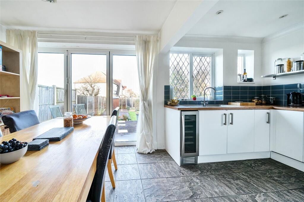 Additional image 6 of Birchwood Avenue, Beckenham