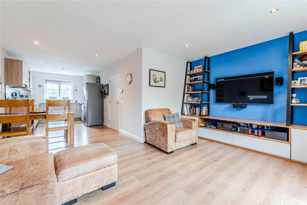 Additional image 22 of Berry Close, Baildon, Shipley, West Yorkshire