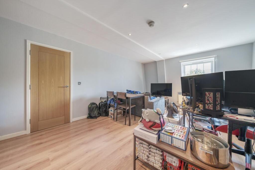 Additional image 8 of Tweedy Road, Bromley