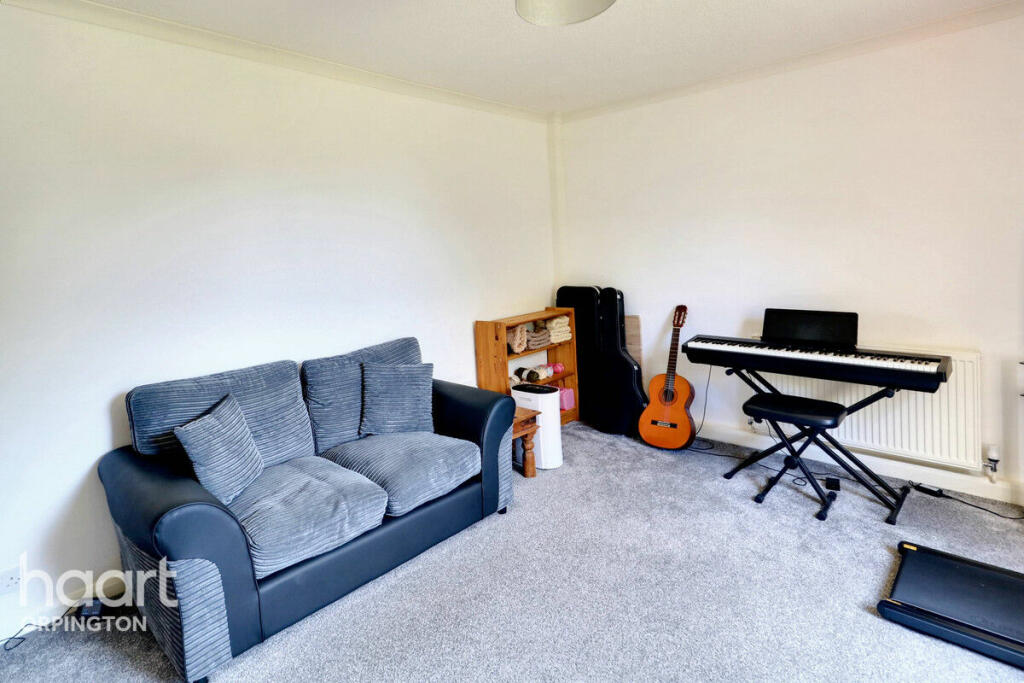 Additional image 5 of Cotmandene Crescent, Orpington