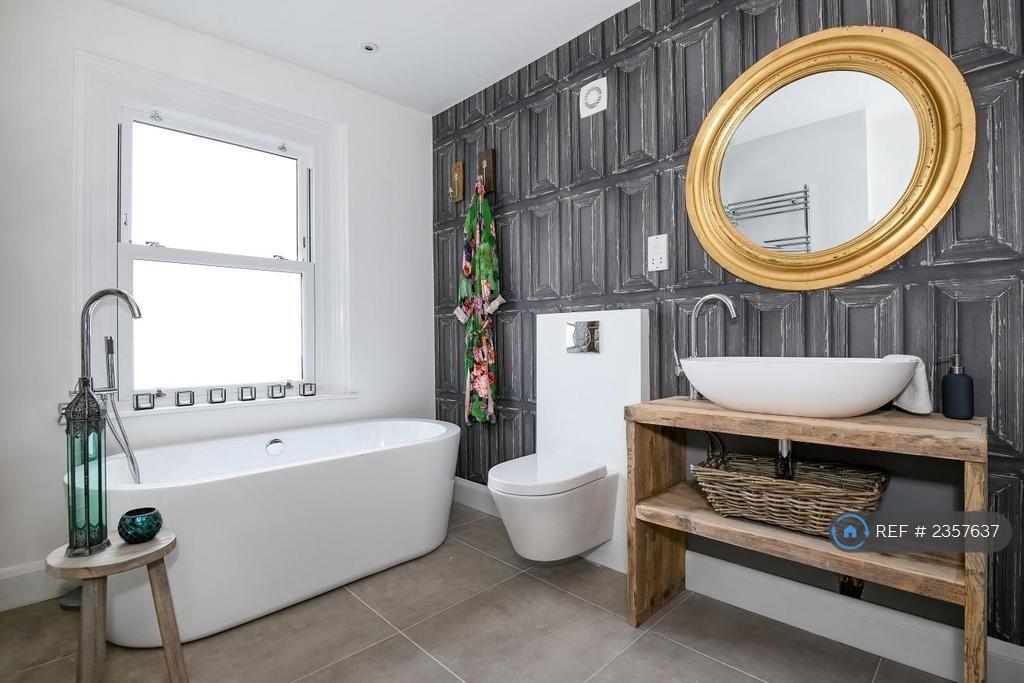 Additional image 6 of Scott's Road, Bromley, BR1