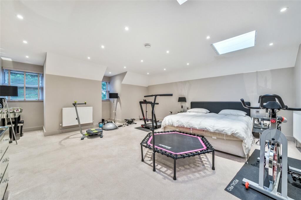 Additional image 35 of Wood Way, Farnborough Park