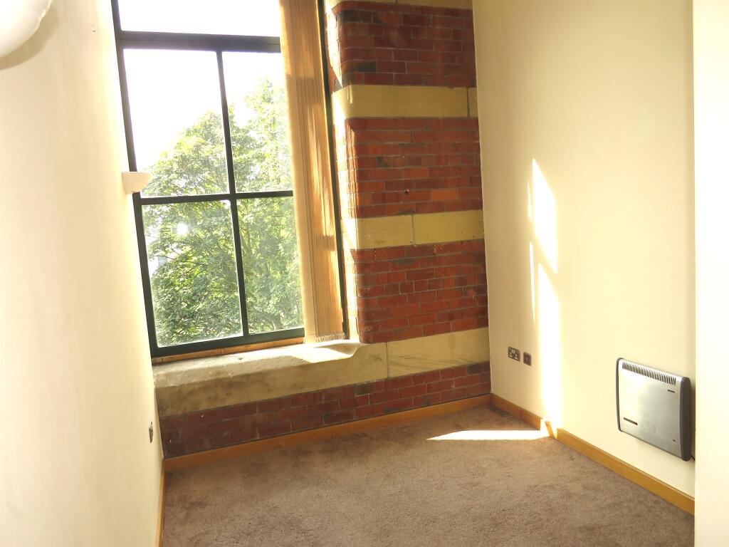 Additional image 9 of Salts Mill Road, Shipley