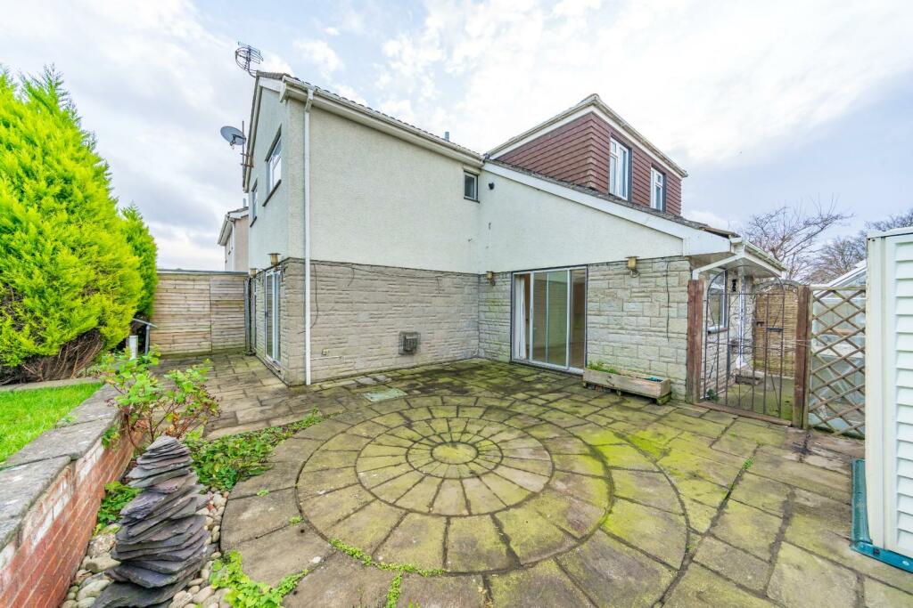 Additional image 18 of Extended family home in Yatton village