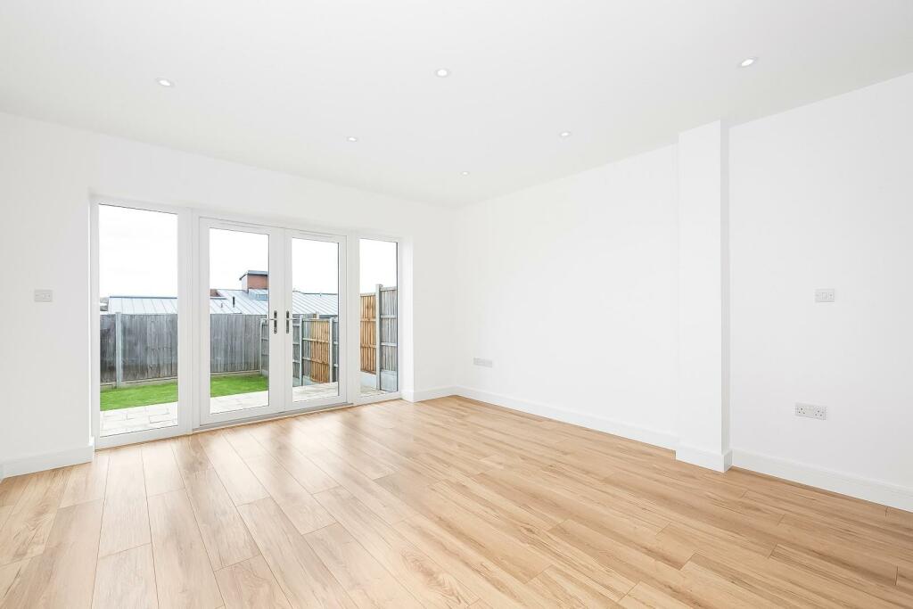 Additional image 13 of Whippendell Way, Orpington