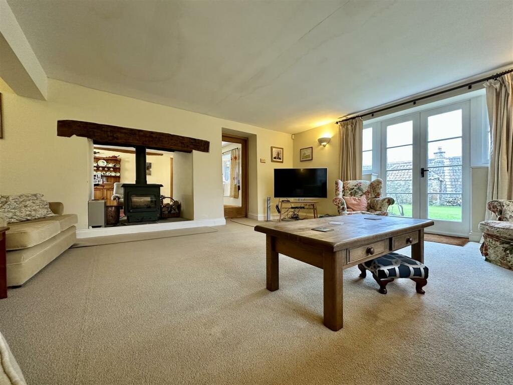 Additional image 5 of Townsend