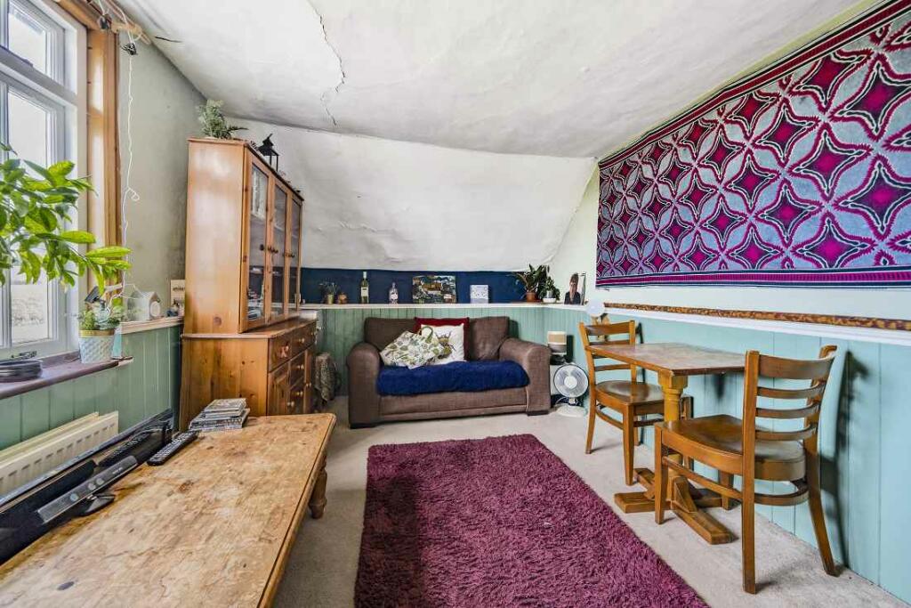 Additional image 6 of S-419547 - Cock Inn, Old Uckfield Road, Lewes BN8 5RX