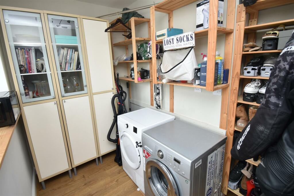 Additional image 7 of Combe Avenue, Portishead