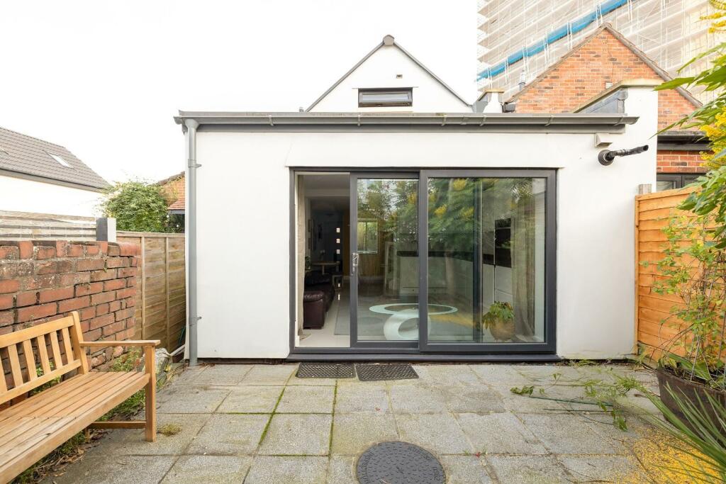 Additional image 16 of Murray Street, Southville