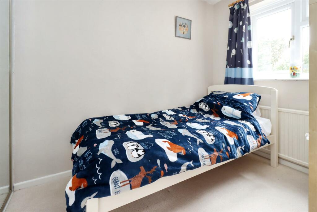 Additional image 13 of Position close to Clevedon Town Centre