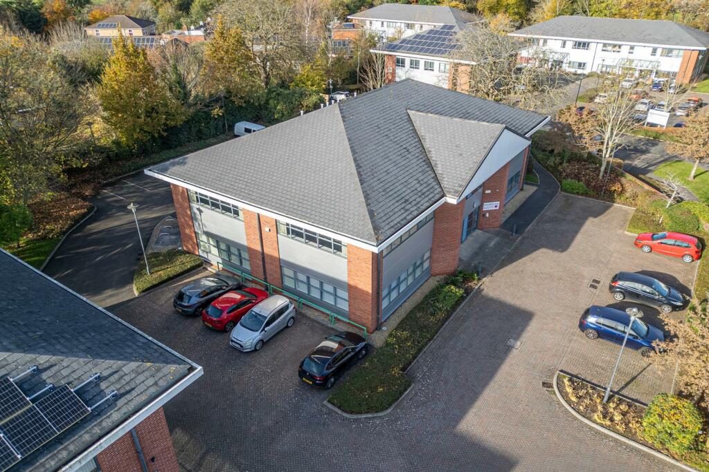 Additional image 4 of FREEHOLD OFFICE BUILDING | BS20