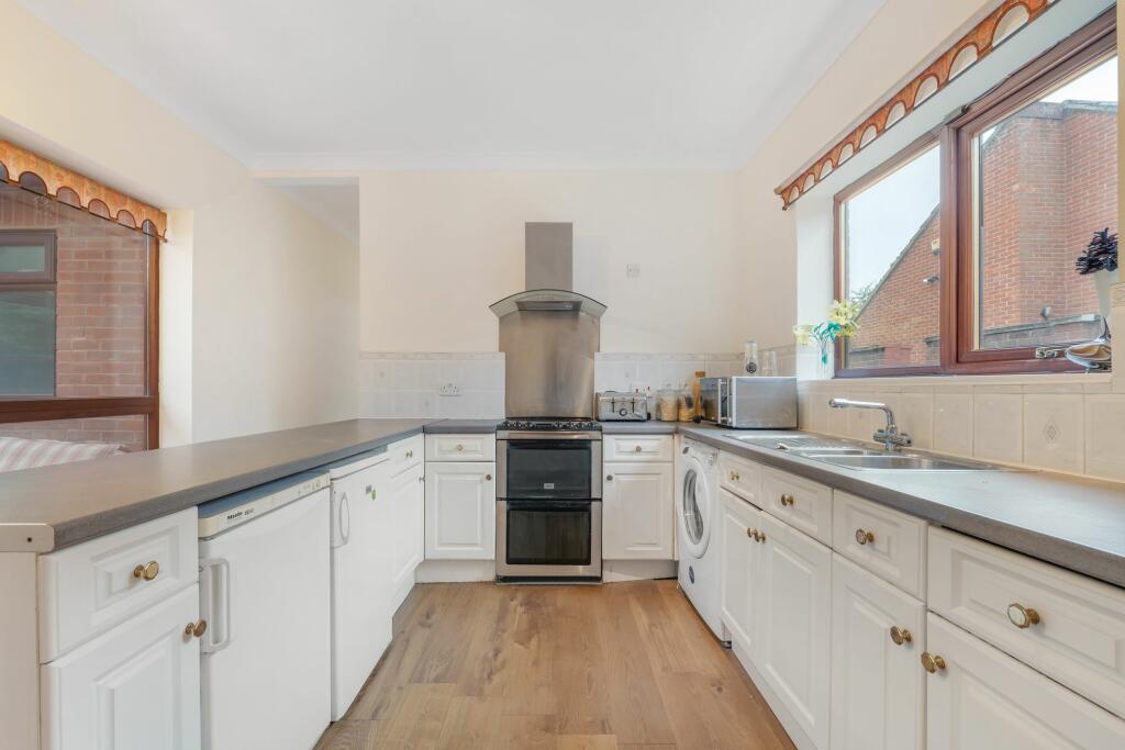 Additional image 8 of Kings Hall Road, Beckenham, BR3