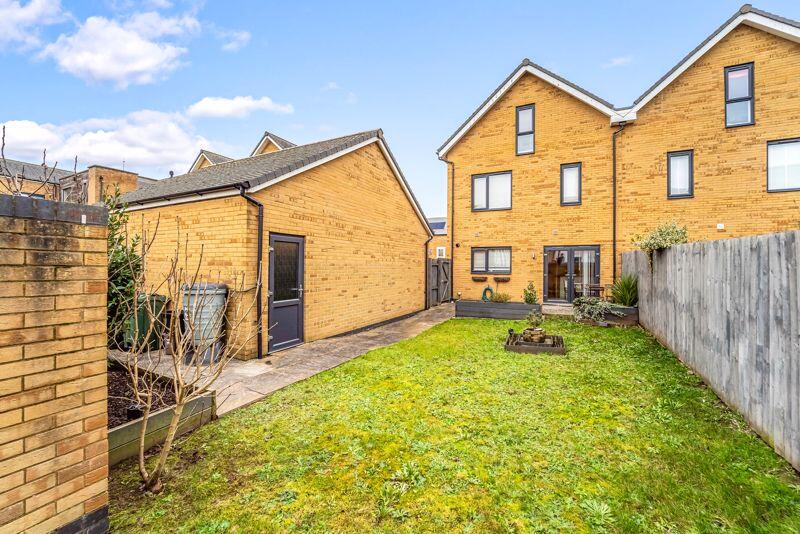 Additional image 24 of Bowen Road, Locking Parklands - HIGH STANDARD HOME