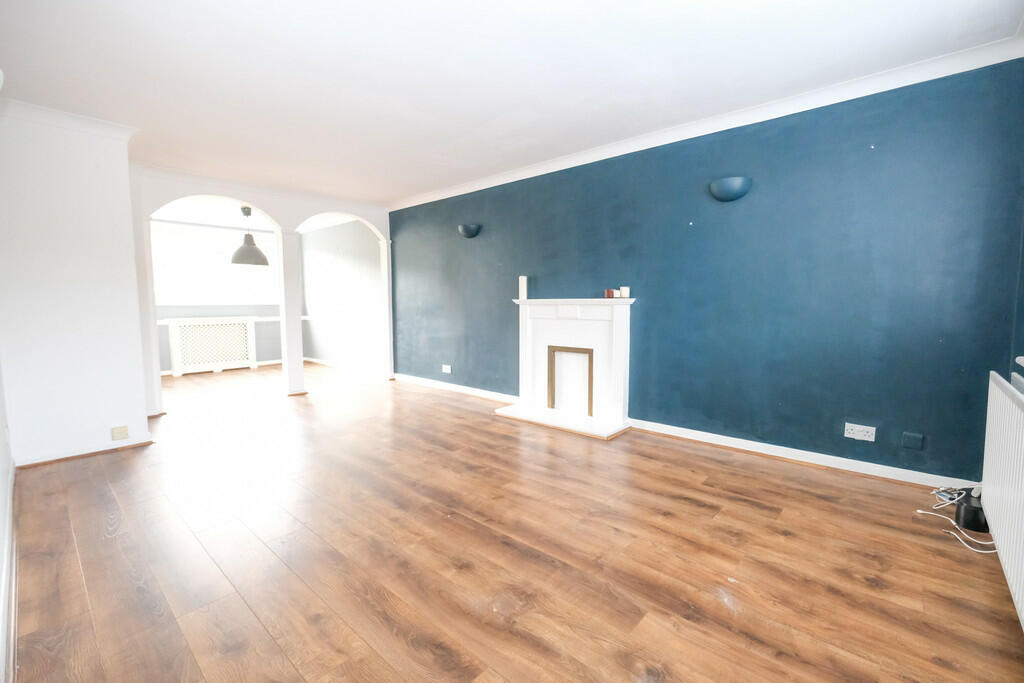 Additional image 12 of Station Approach, Chelsfield