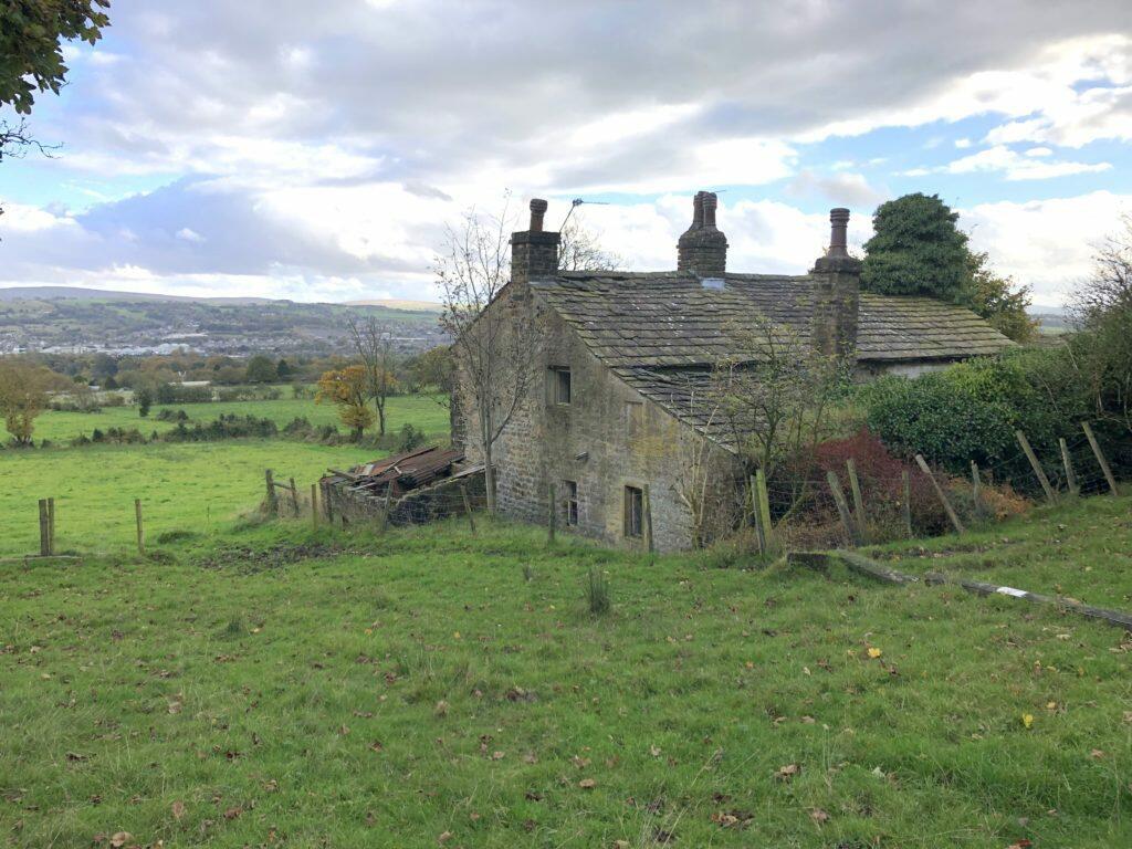 Additional image 5 of 3 bedroom farmhouse for sale – West Pasture Farm, Pasture Lane Road, Barrowford, BB9 6QY
