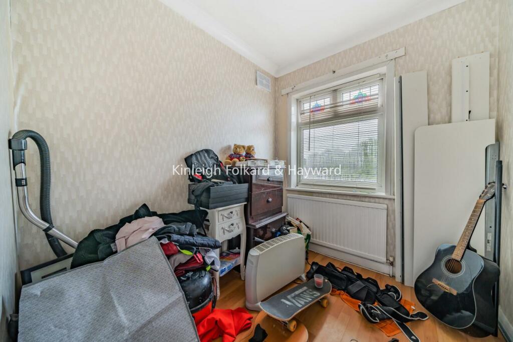 Additional image 12 of Ridgeway Drive, Greater London