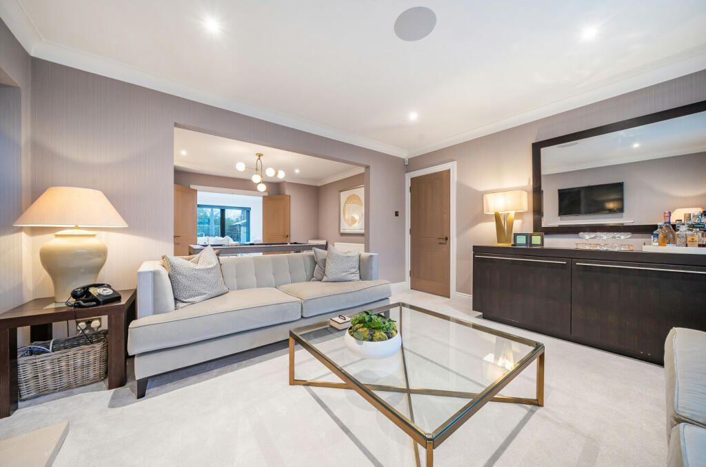 Additional image 5 of Sutherland Avenue, Petts Wood, BR5