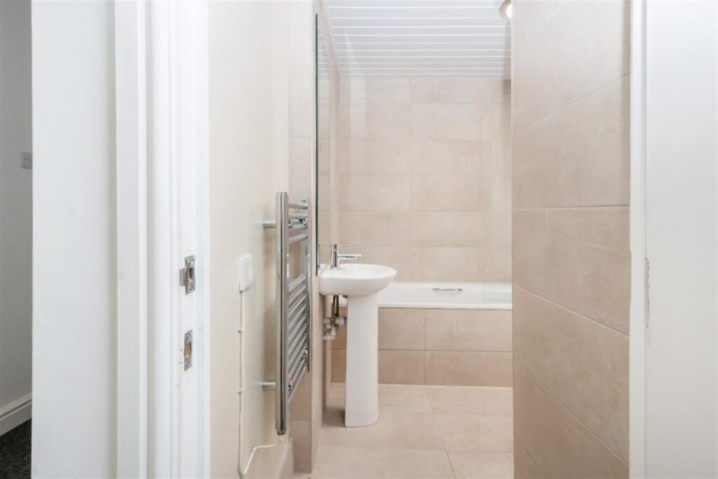 Additional image 10 of 3 bedroom property in High Kingsdown, Bristol