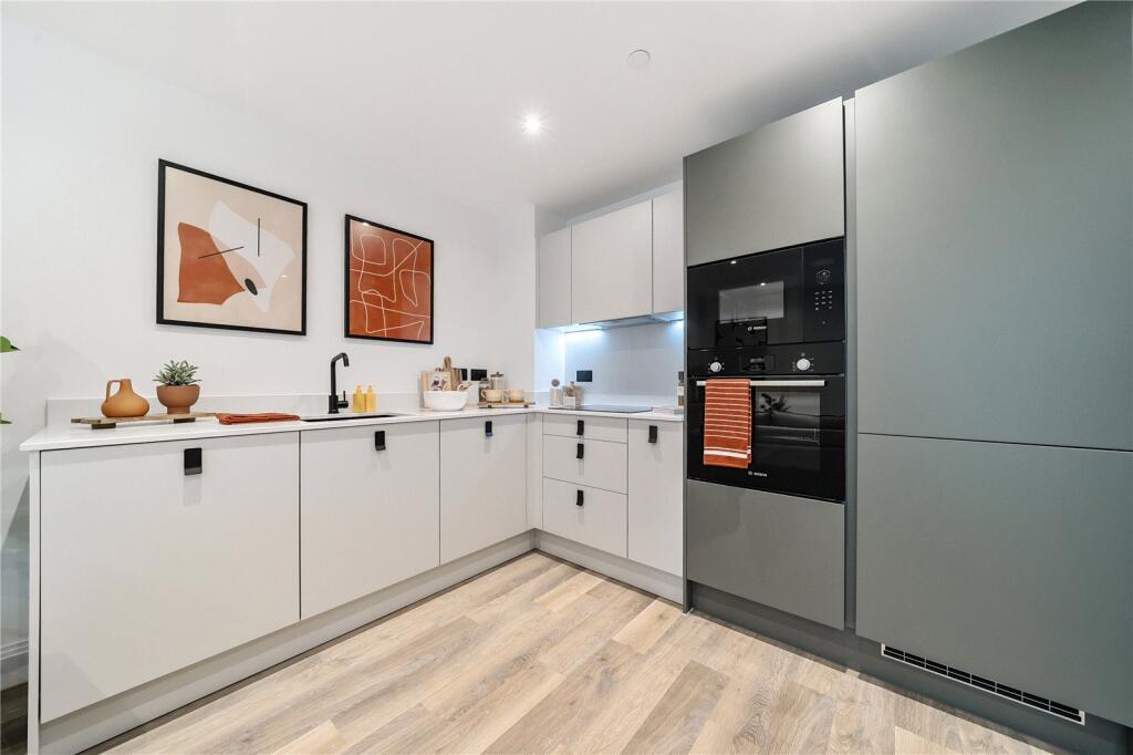 Additional image 12 of Tweedy Road, Bromley