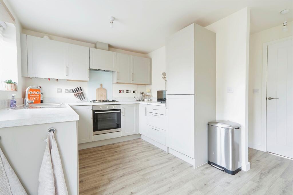 Additional image 6 of Quarry Bank Road, Bradford