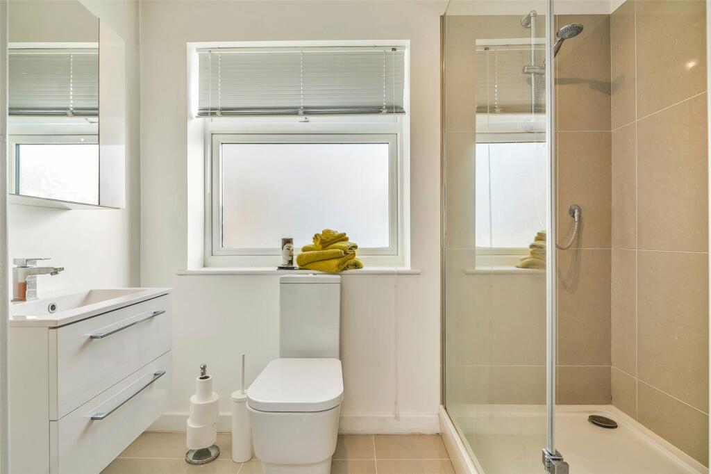 Additional image 17 of Phoenix Drive, Keston