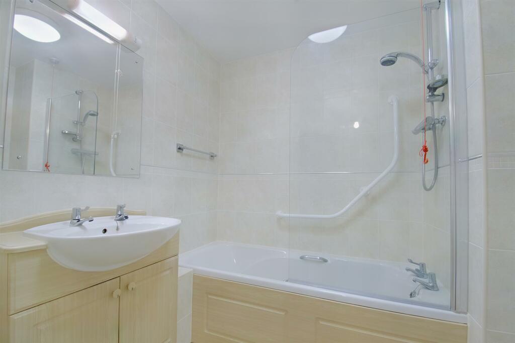 Additional image 8 of Coleridge Court, Clevedon, BS21 6FL