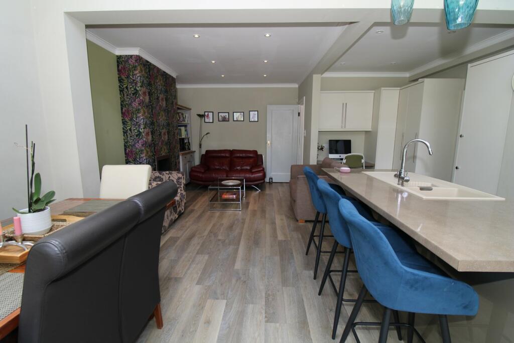 Additional image 14 of Crest Road, Hayes, Bromley, BR2