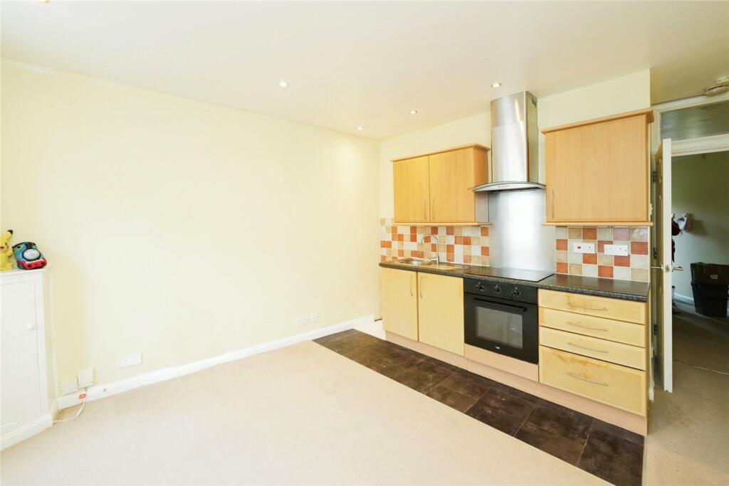 Additional image 4 of Bradley Crescent, Bristol, BS11