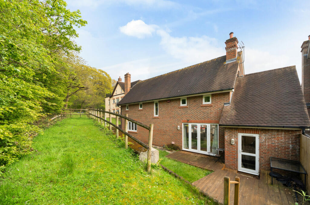 Additional image 18 of Duggan Drive, Chislehurst, Kent, BR7