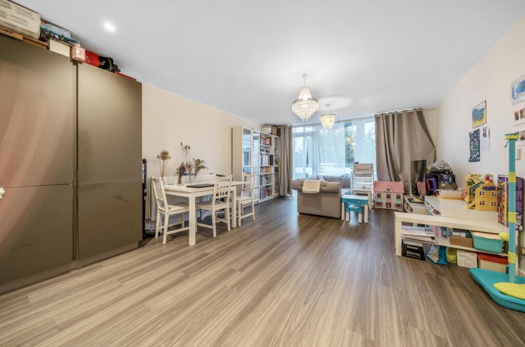 Additional image 5 of Glebe Way, West Wickham