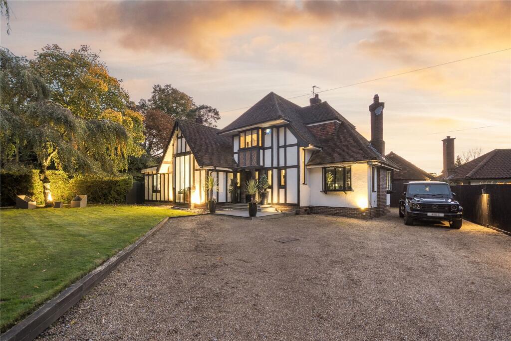 Additional image 27 of Hollydale Drive, Bromley