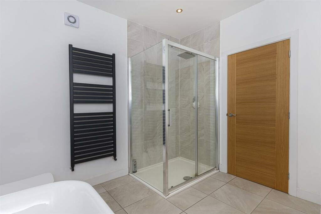 Additional image 28 of Snelsins Road, Cleckheaton