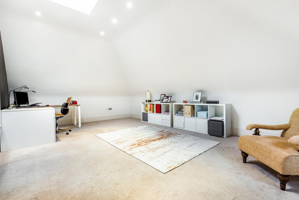 Additional image 21 of Mavelstone Close, Bromley, Kent