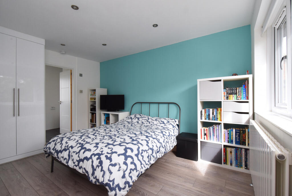 Additional image 15 of Southborough Road, Bromley