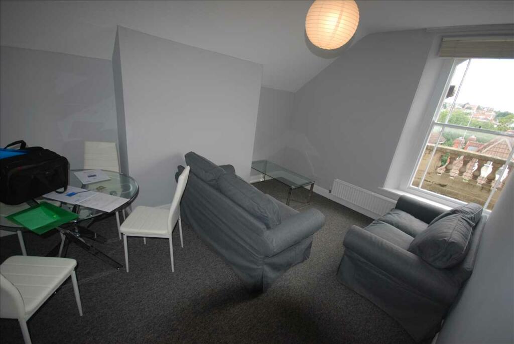 Additional image 5 of Top Floor Flat, Waverley Road