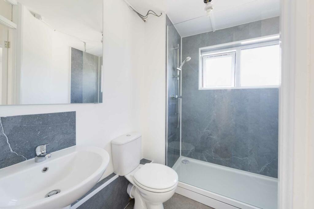 Additional image 12 of Cairns Road, Westbury Park